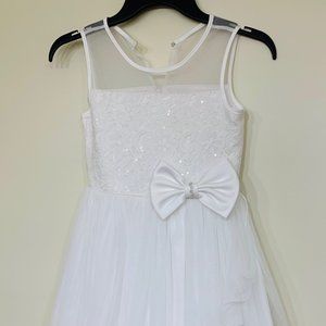 **Beautiful Flower Girl Dress!!**